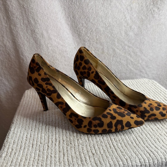 a.n.a Shoes - Leopard print Ana size 10 brand new heels 3”